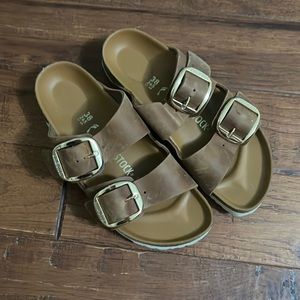 EUC Gold Buckle Birkenstocks size 38